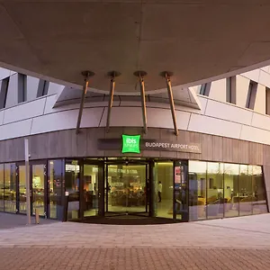 酒店 布达佩斯机场宜必思尚品酒店, 韦切什